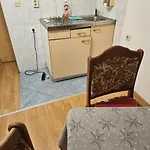 Hugo Apartament Malinska