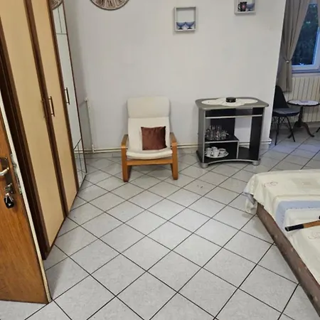 Hugo Apartman