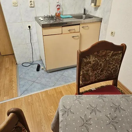 Hugo Apartamento Malinska