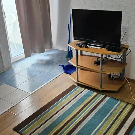 Hugo Apartman
