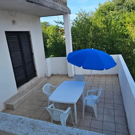Hugo Apartman