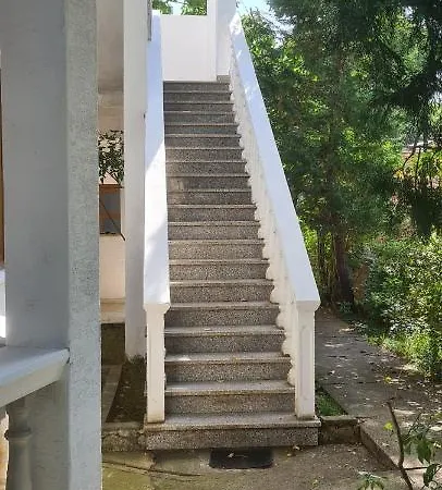 Hugo Apartment Malinska