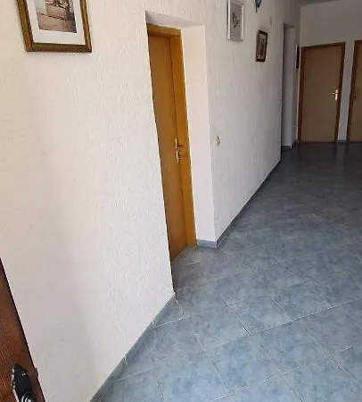 Hugo Apartment Malinska