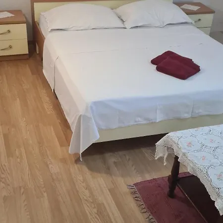 Apartment Hugo