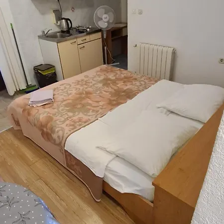 Apartment Hugo *