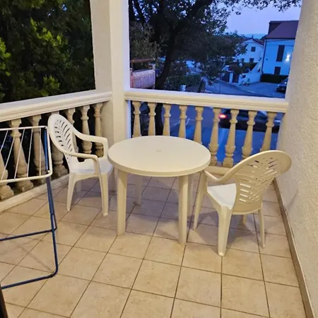 Hugo Apartment