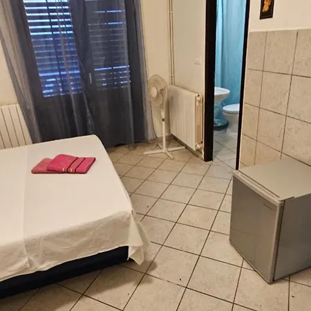 Hugo Apartment