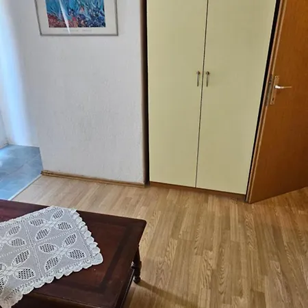 Apartment Hugo