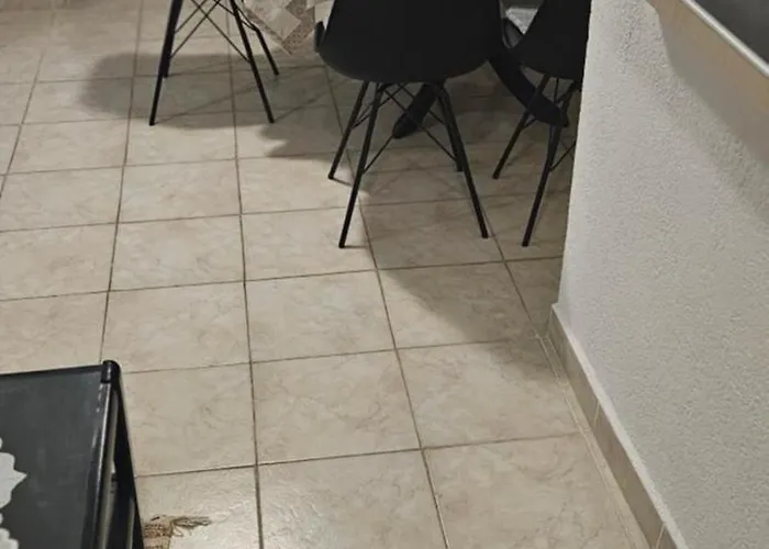 Hugo *