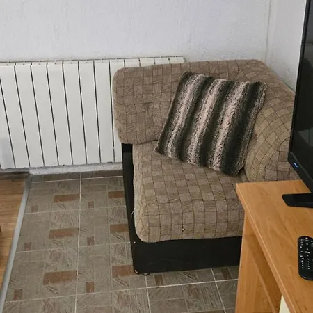 Hugo مالينسكا