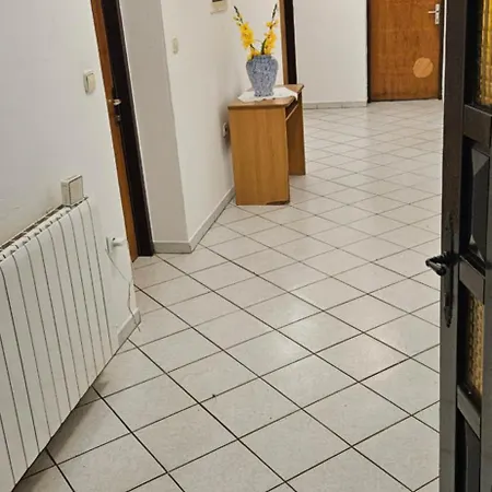 Hugo
