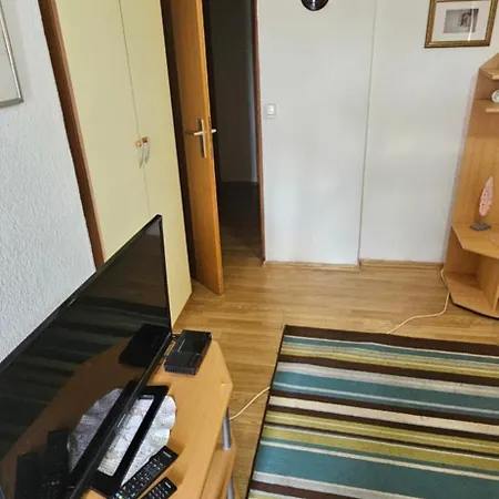 Hugo شقة مالينسكا